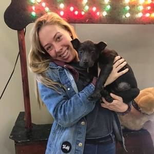 Meet your Posher, Stefanie